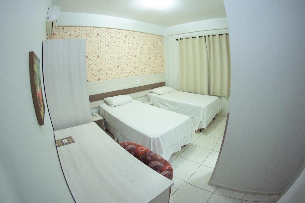 Hotel Sambakia Realeza Экстерьер фото