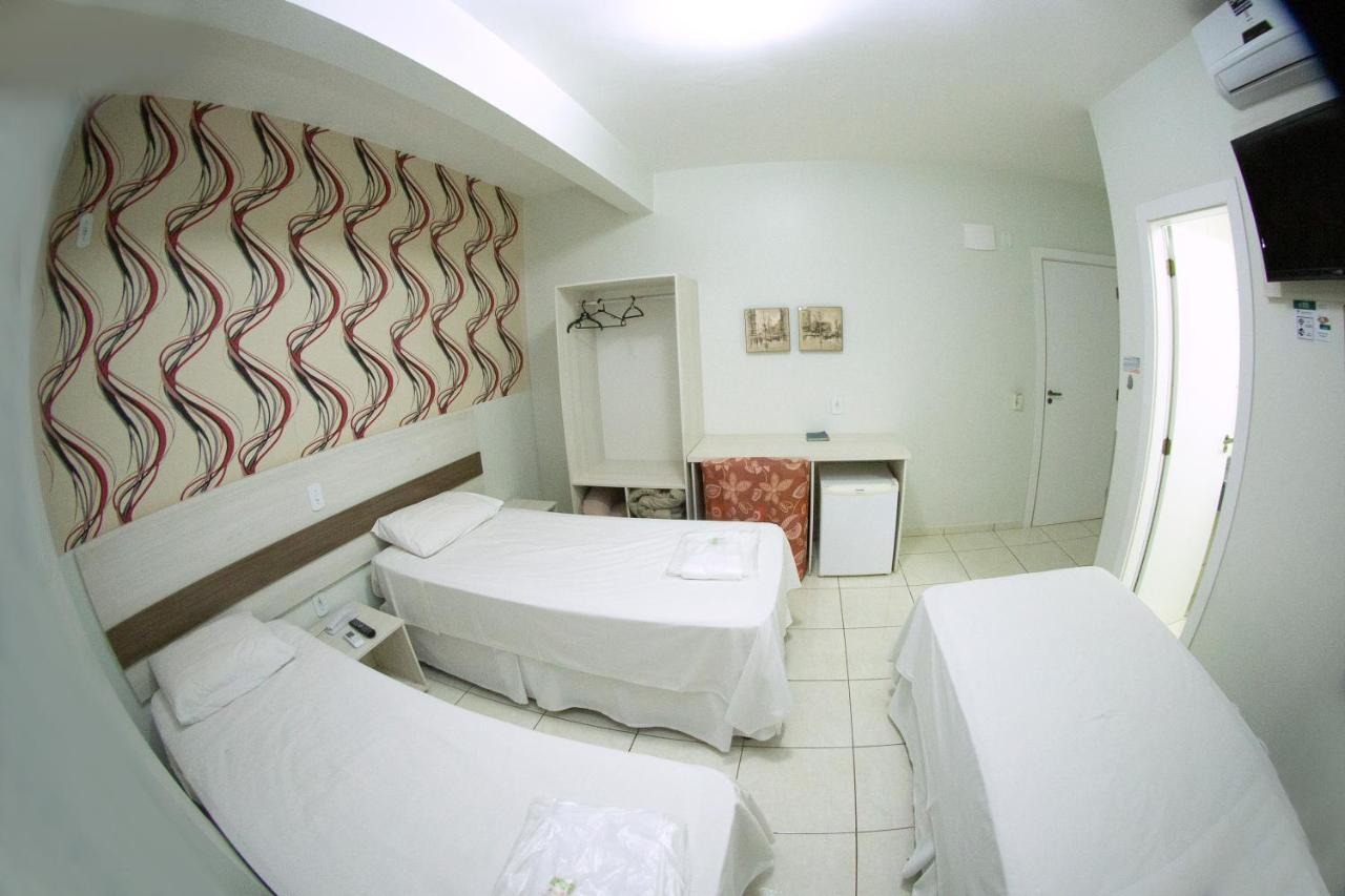 Hotel Sambakia Realeza Экстерьер фото
