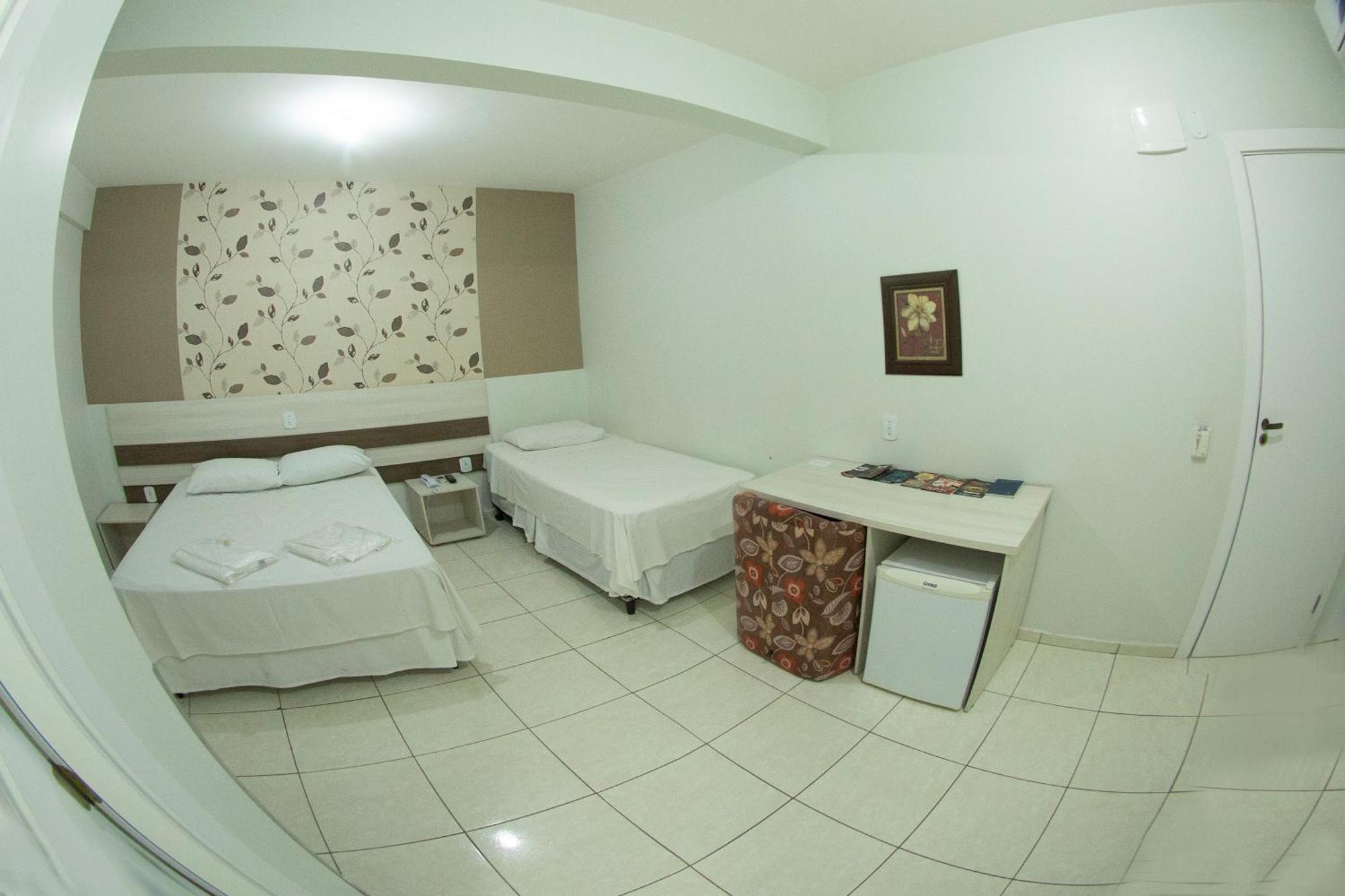 Hotel Sambakia Realeza Экстерьер фото
